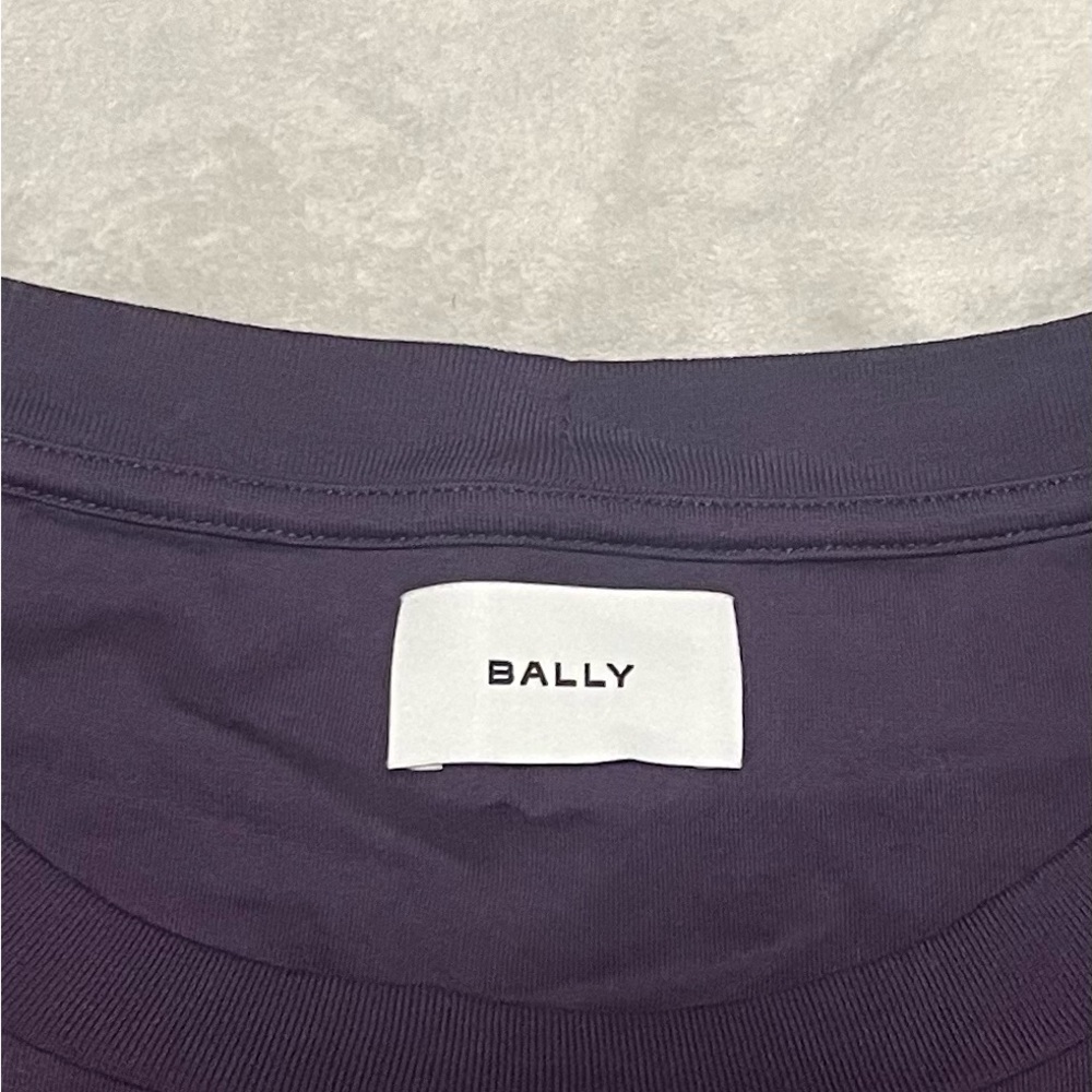 BALLY  Emblem P Graphic T-Shirt Orchid Purple  Sz: XL ) Orig: $240 - Picture 10 of 10